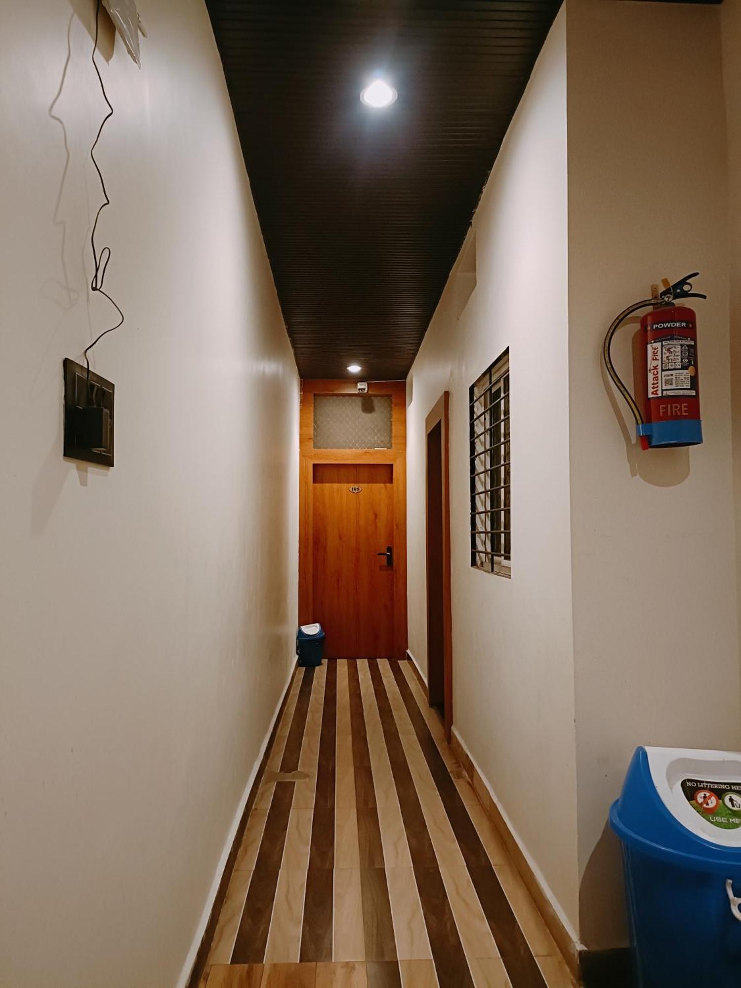 Hotel Shreem Ujjain Eksteriør billede