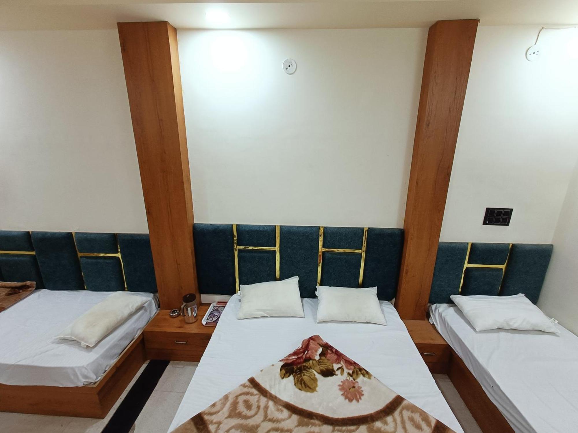 Hotel Shreem Ujjain Eksteriør billede