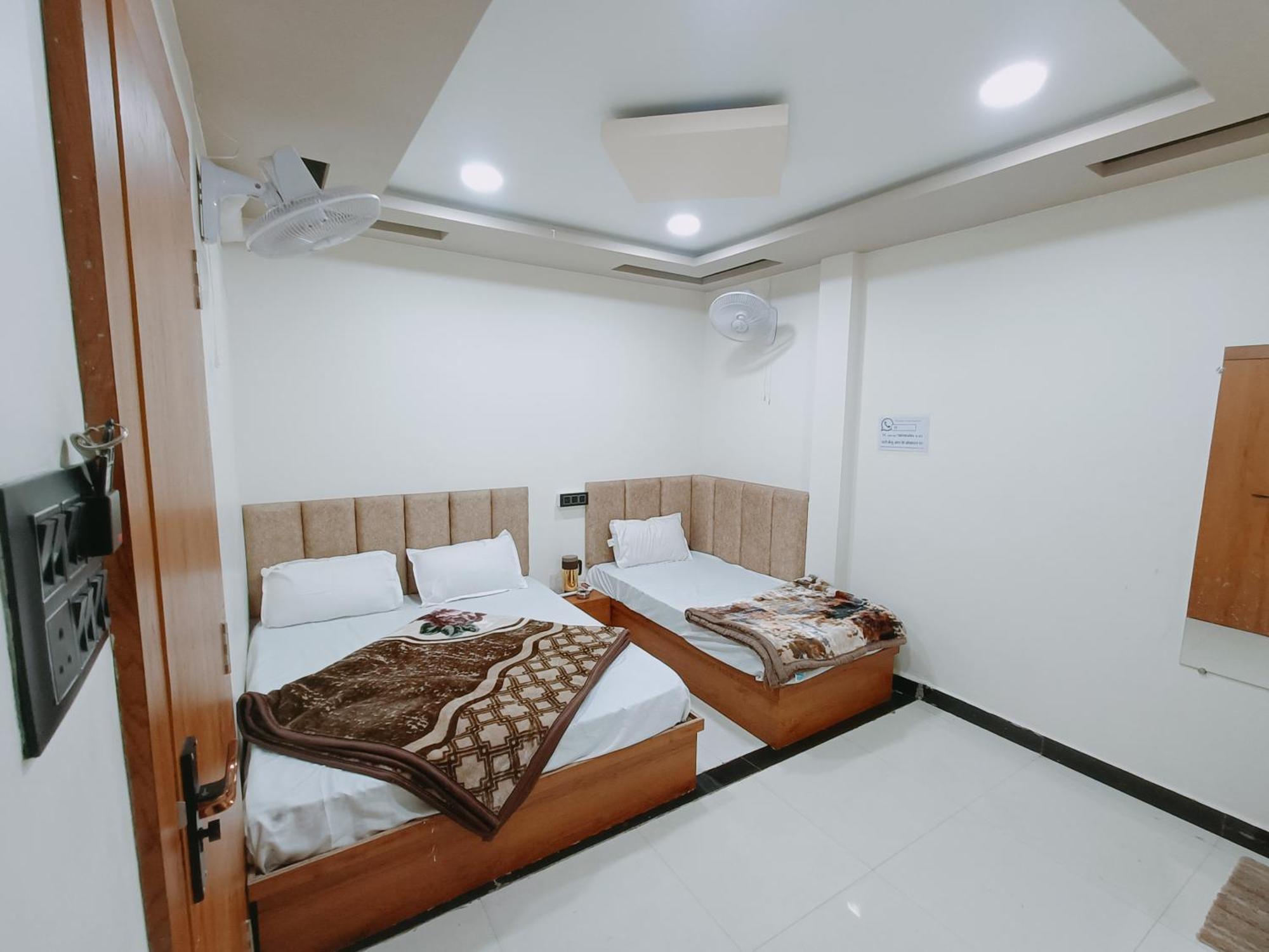 Hotel Shreem Ujjain Eksteriør billede