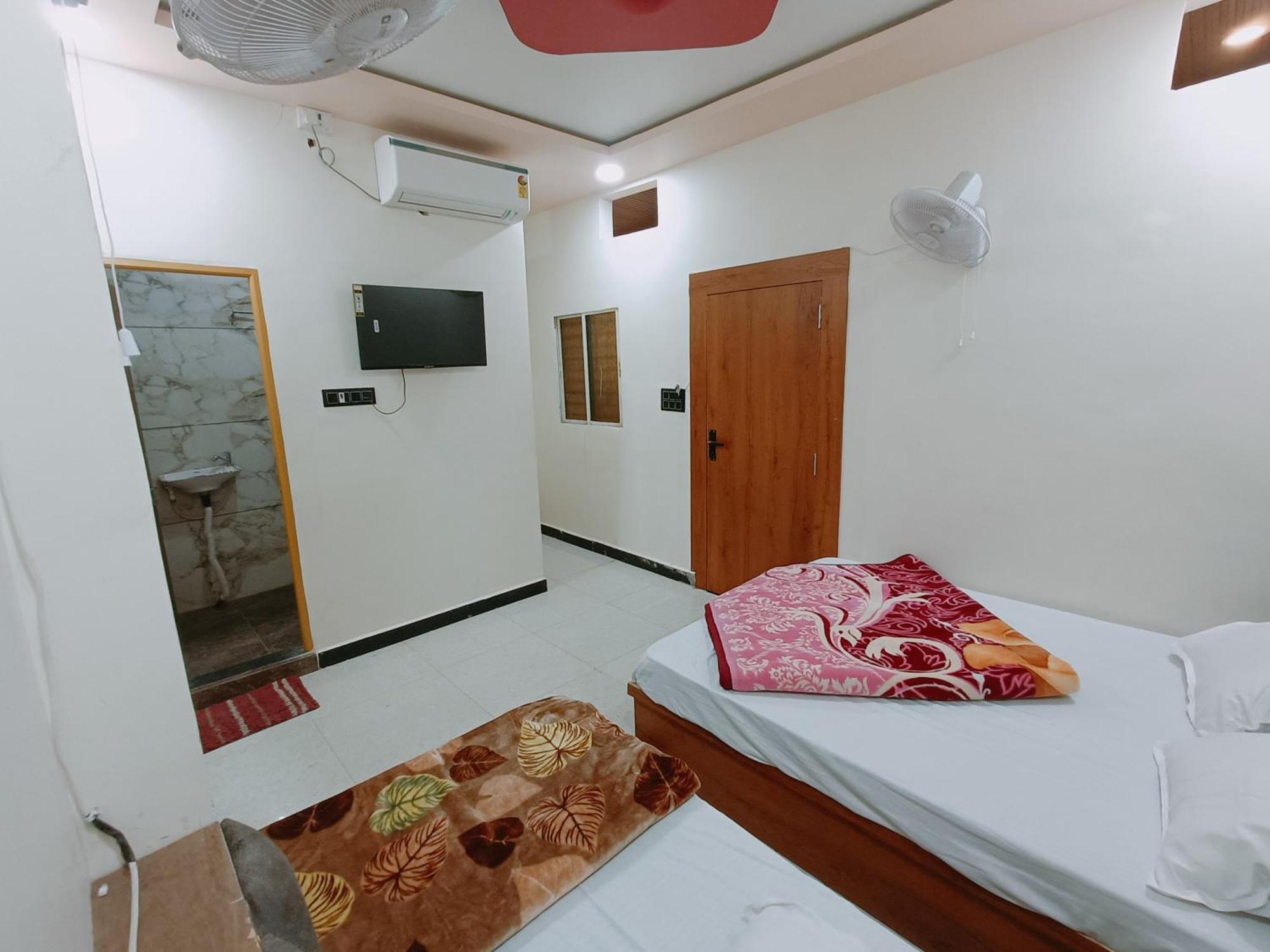 Hotel Shreem Ujjain Eksteriør billede