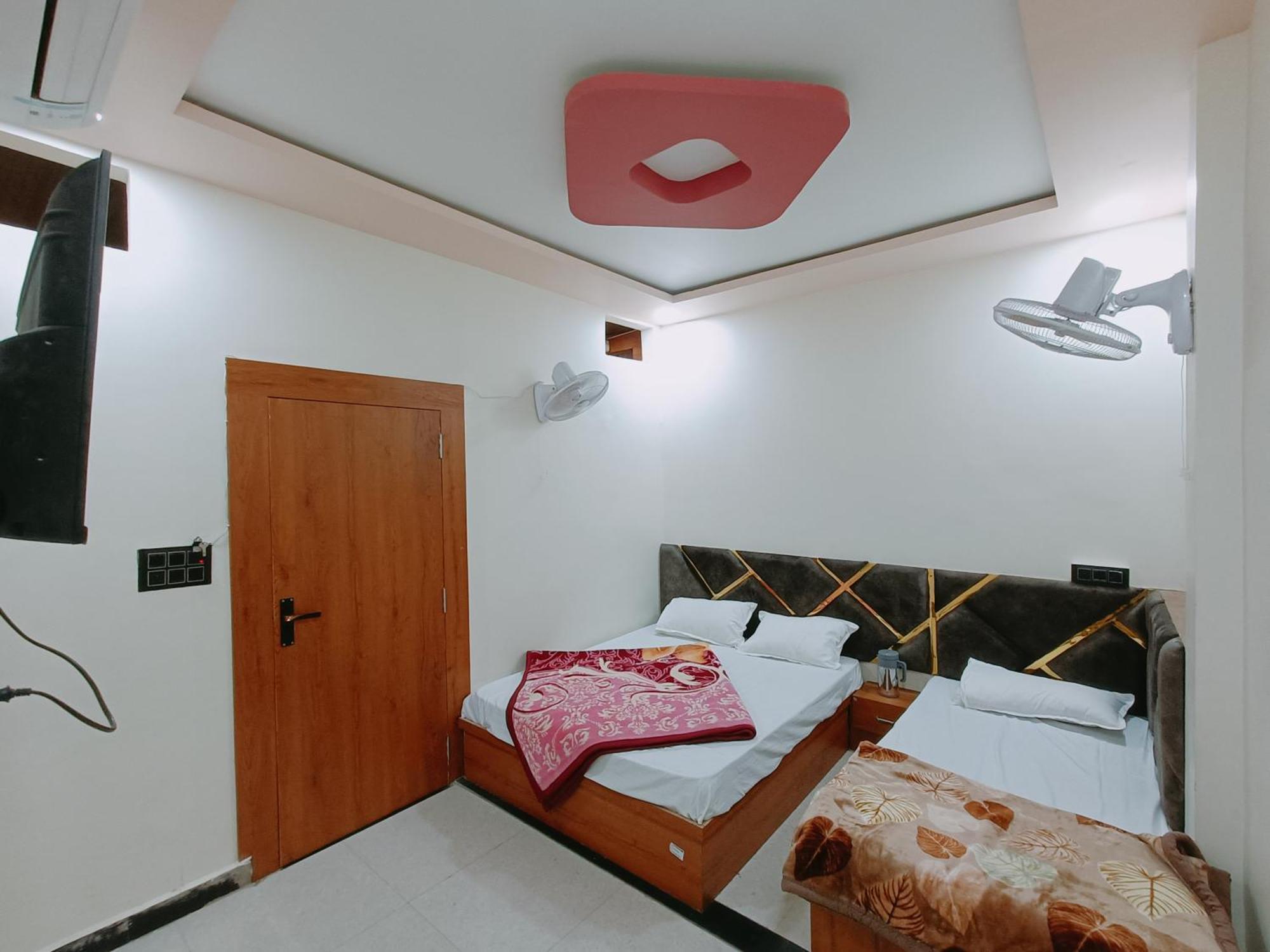 Hotel Shreem Ujjain Eksteriør billede