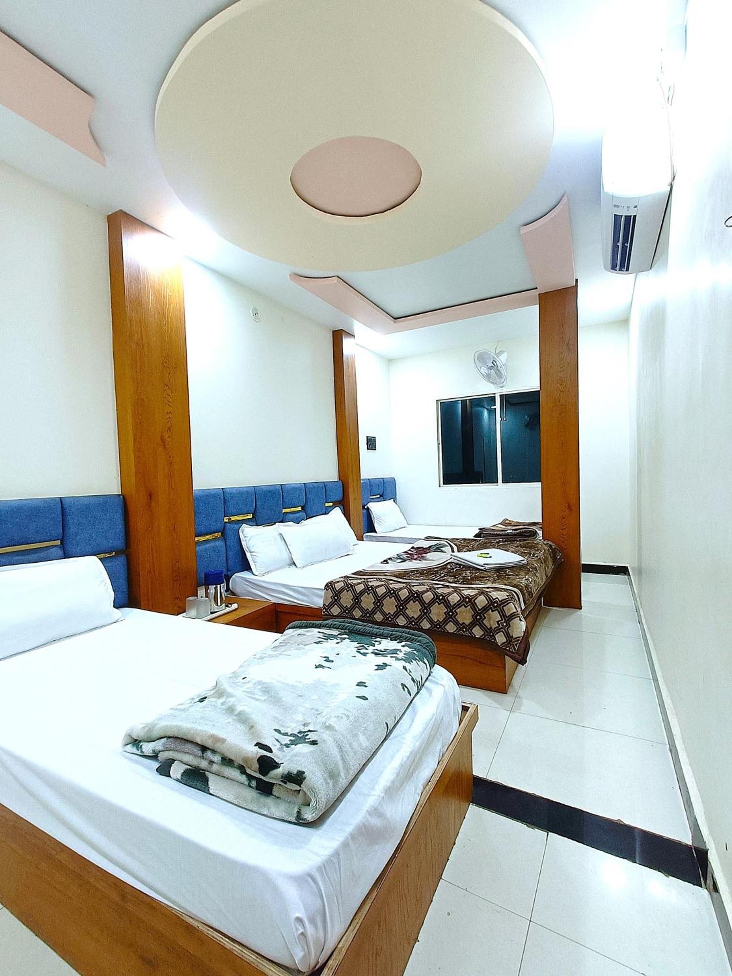 Hotel Shreem Ujjain Eksteriør billede