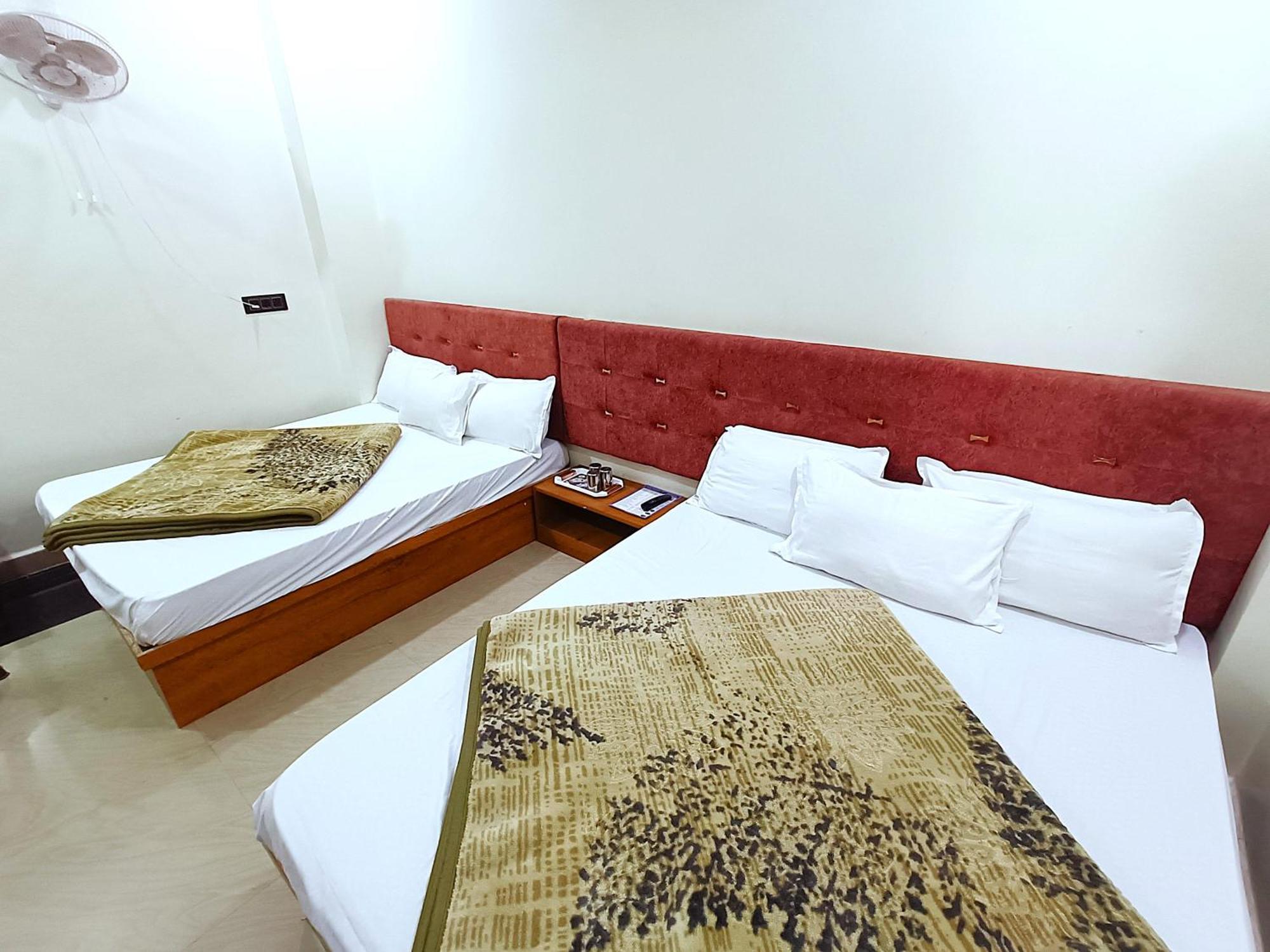 Hotel Shreem Ujjain Eksteriør billede