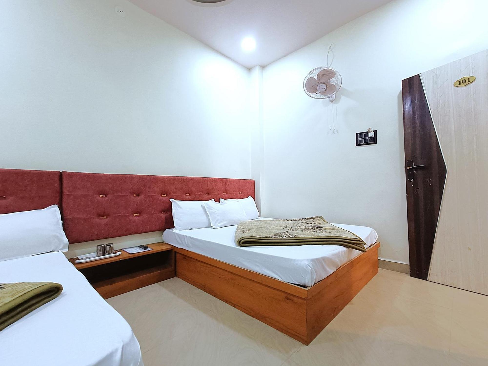 Hotel Shreem Ujjain Eksteriør billede