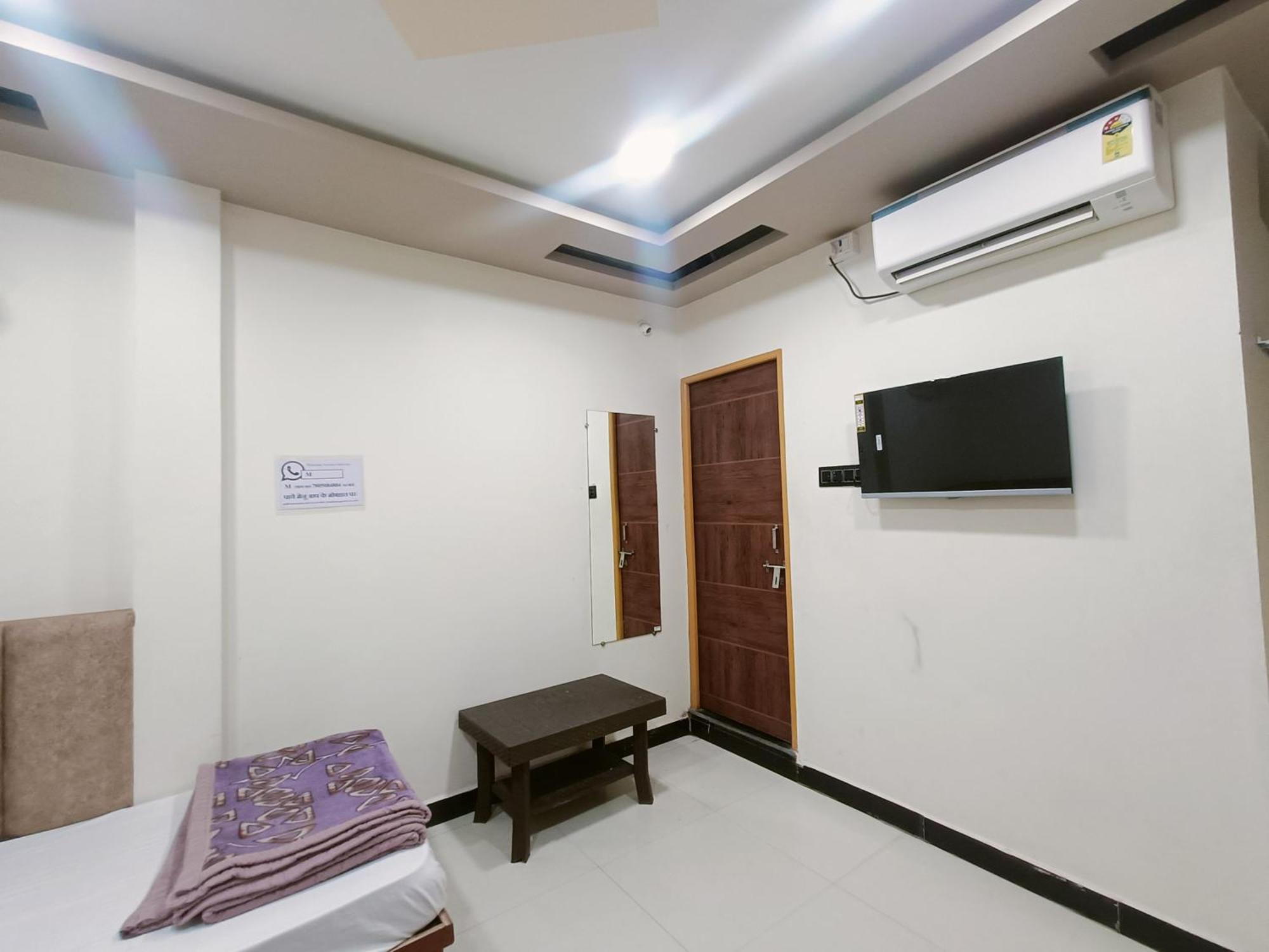 Hotel Shreem Ujjain Eksteriør billede