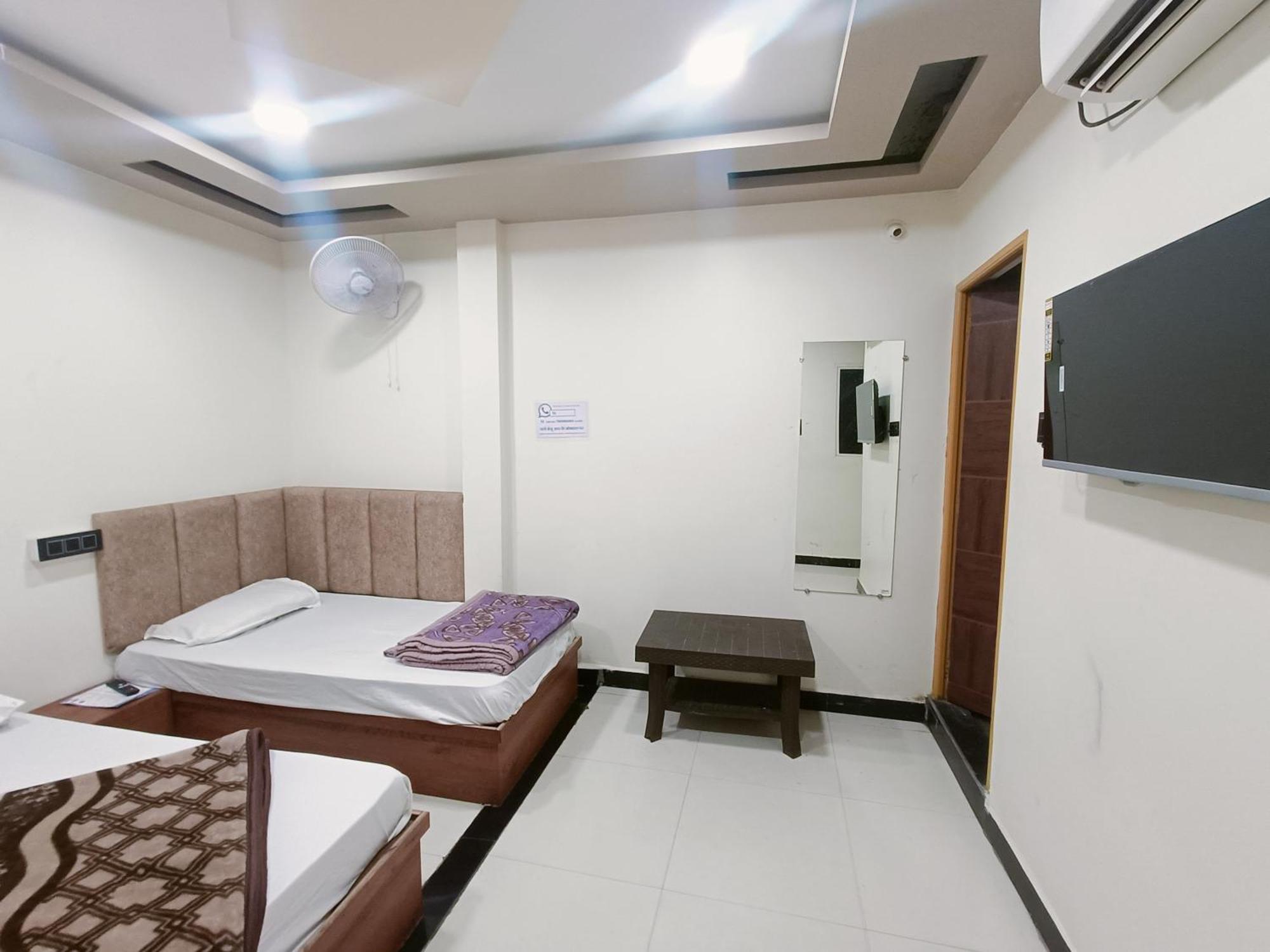 Hotel Shreem Ujjain Eksteriør billede