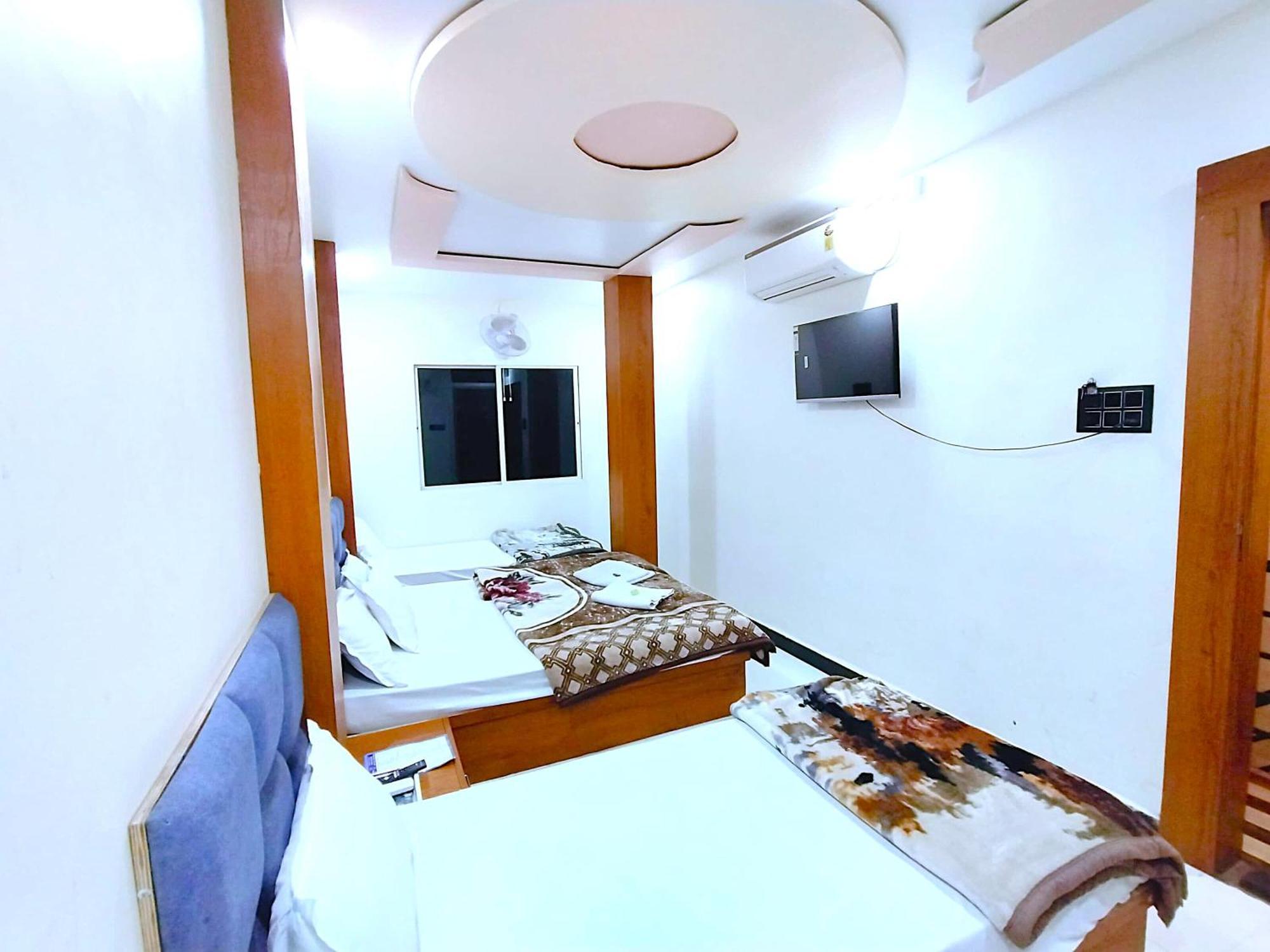 Hotel Shreem Ujjain Eksteriør billede